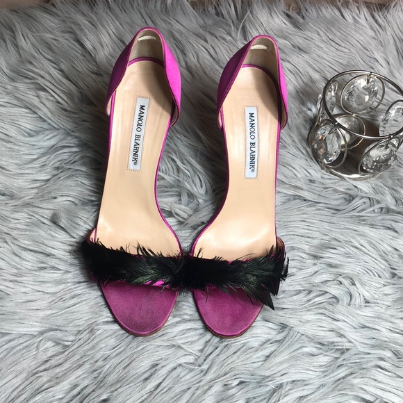 manolo blahnik feather heels